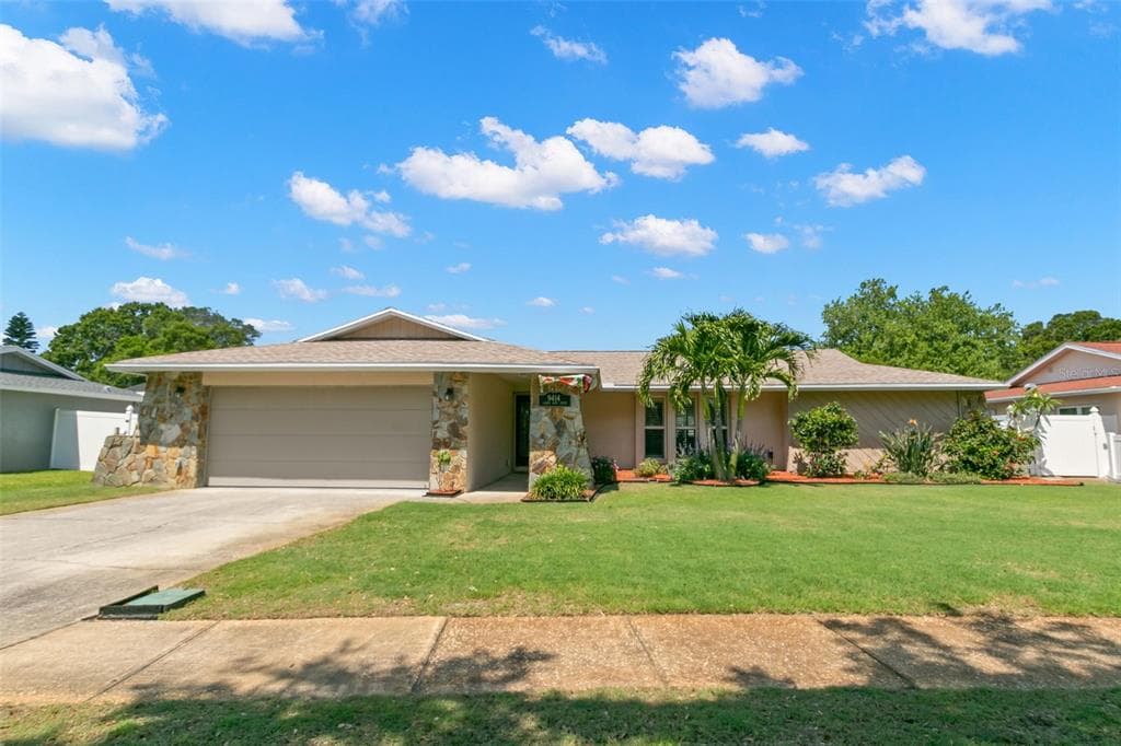 9414 LAURA ANNE DRIVE