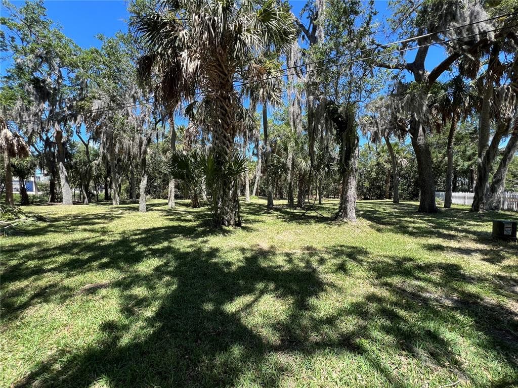 ISTHMUS DRIVE NEW PORT RICHEY, FL 34652