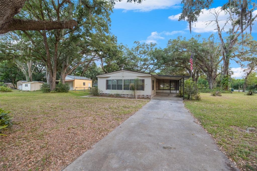 38508 ZEPHYR OAKS COURT ZEPHYRHILLS, FL 33540