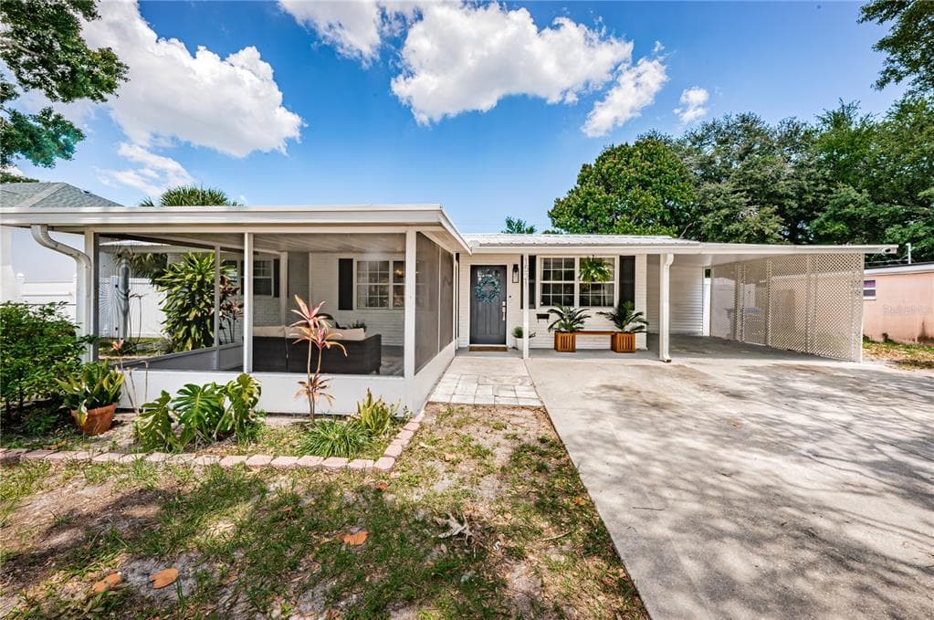 1521 76TH AVENUE N ST PETERSBURG, FL 33702