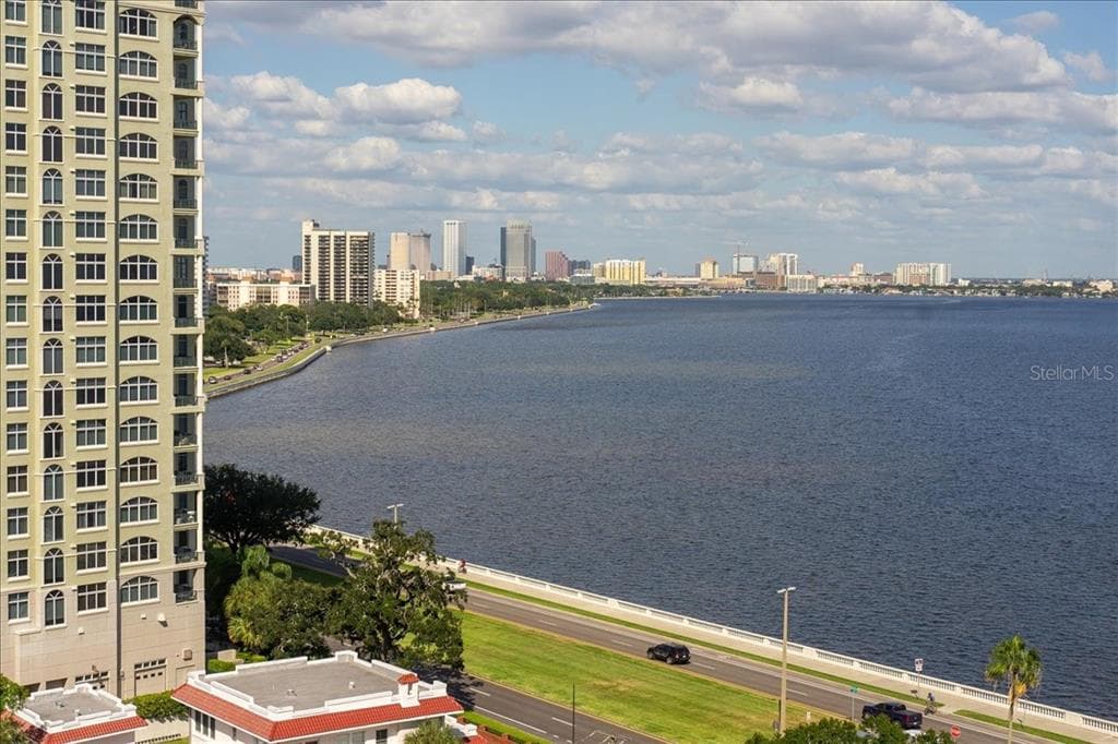 3301 BAYSHORE BOULEVARD UNIT 1501E TAMPA, FL 33629