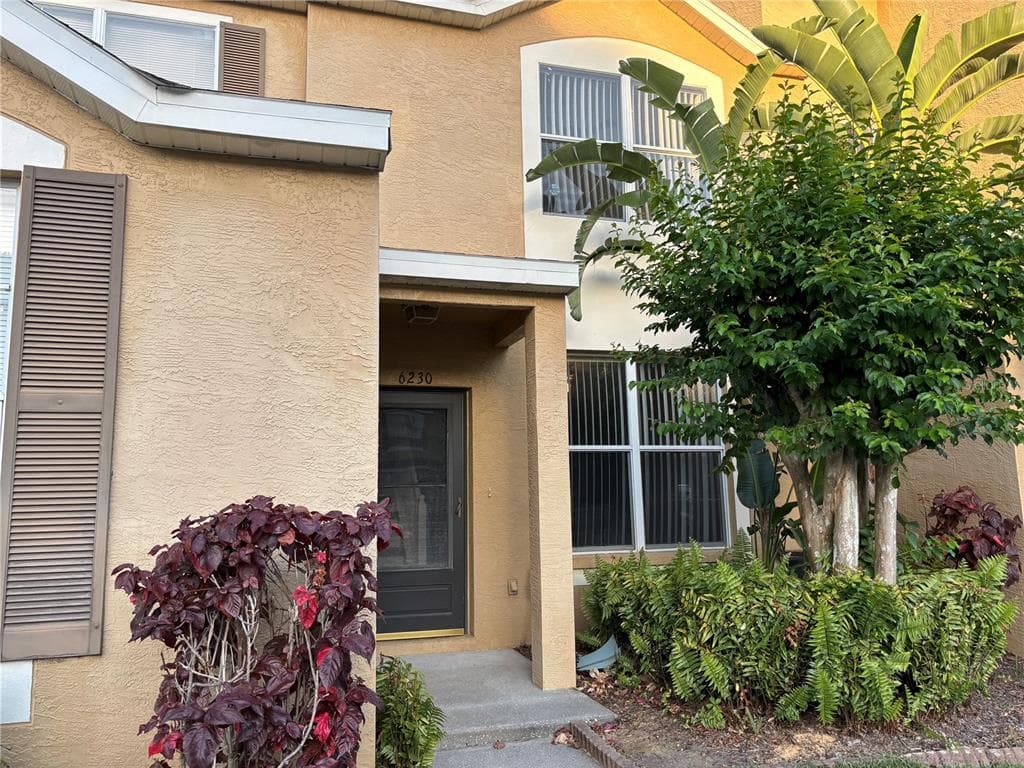 6230 OSPREY LAKE CIRCLE RIVERVIEW, FL 33578