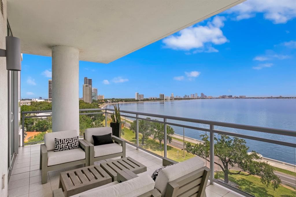 3401 BAYSHORE BOULEVARD UNIT 601 TAMPA, FL 33629