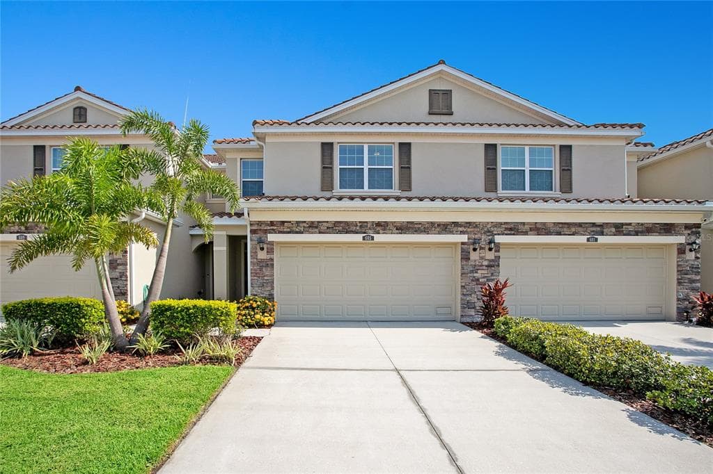 605 52ND TERRACE N ST PETERSBURG, FL 33703