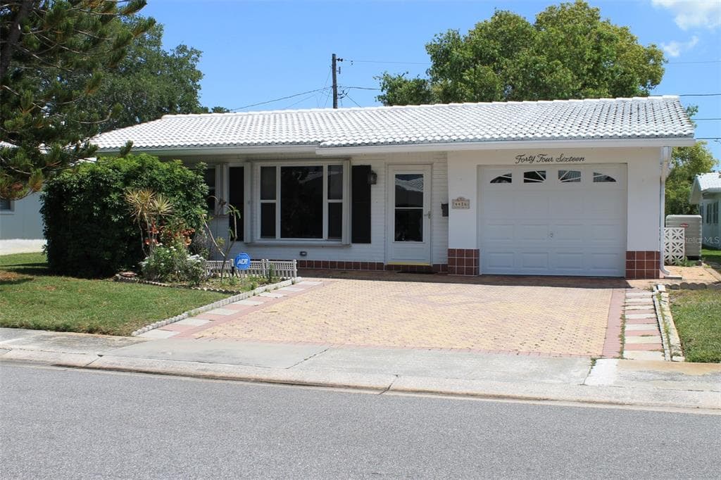 4416 100TH AVENUE N PINELLAS PARK, FL 33782