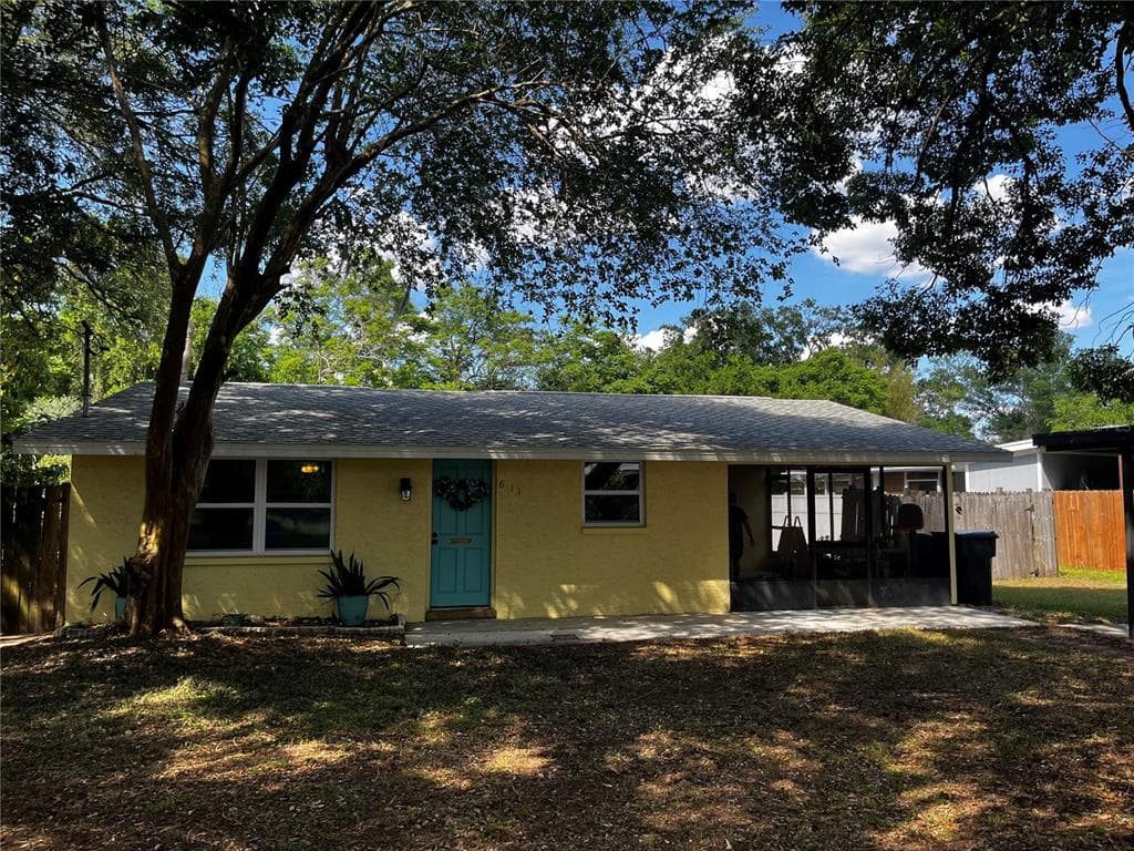611 OAK RIDGE DRIVE BRANDON, FL 33510