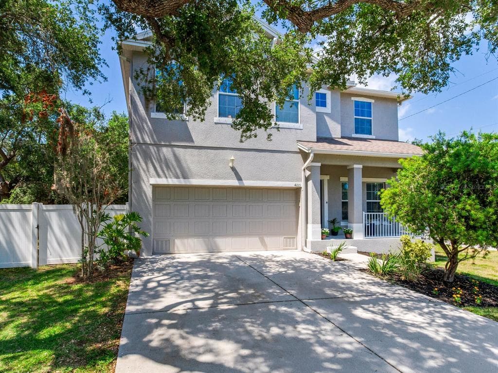 4601 W LOUGHMAN STREET TAMPA, FL 33616