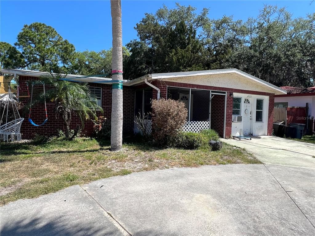 4923 AVERY ROAD NEW PORT RICHEY, FL 34652