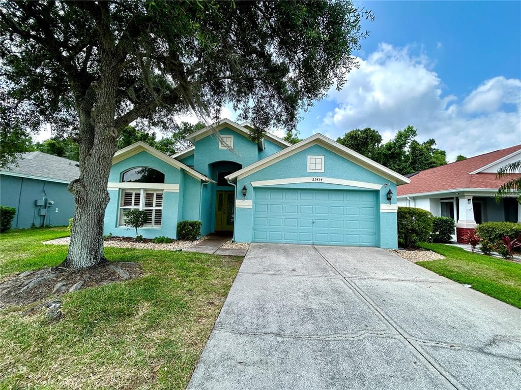 27434 SUGAR LOAF DRIVE WESLEY CHAPEL, FL 33544