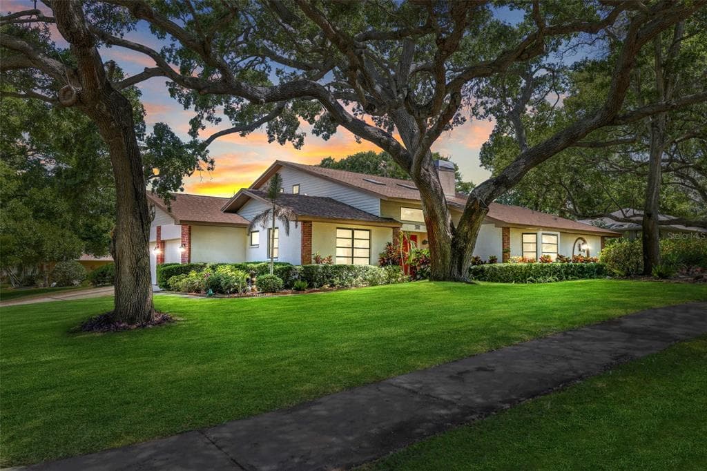 1658 WINDSOR DRIVE CLEARWATER, FL 33755