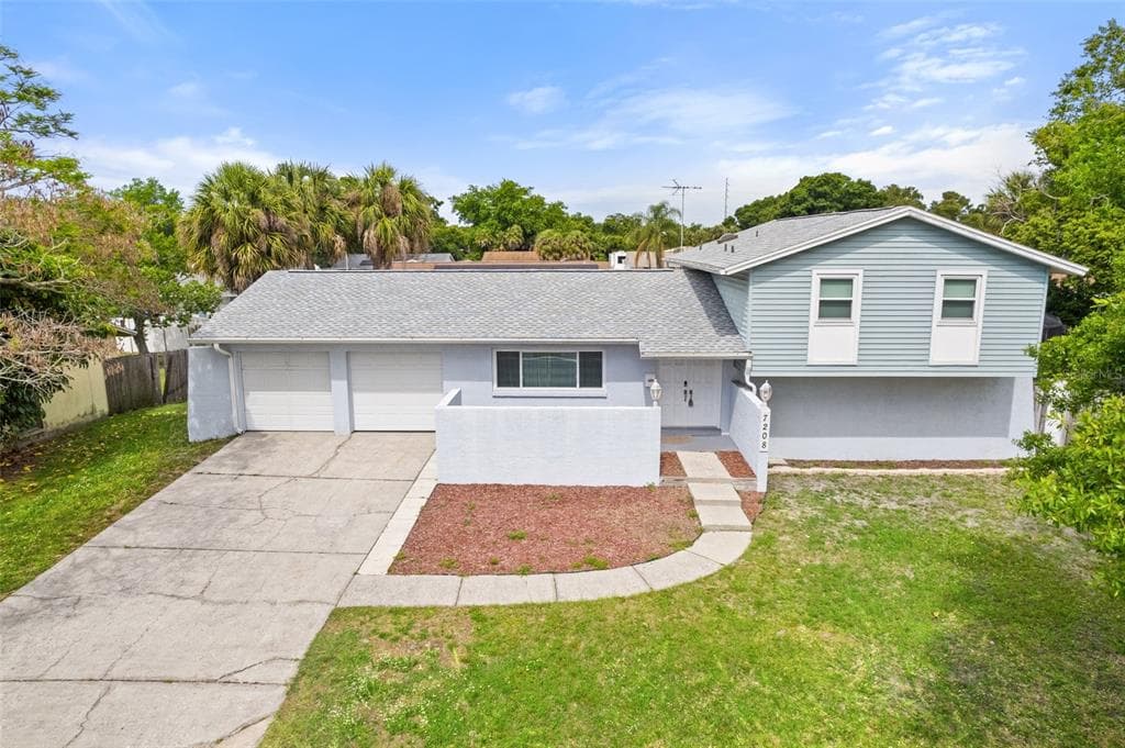 7208 CHESSWOOD COURT