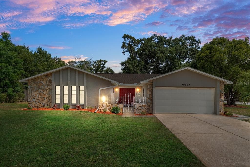 10269 HEATHCLIFF STREET SPRING HILL, FL 34608