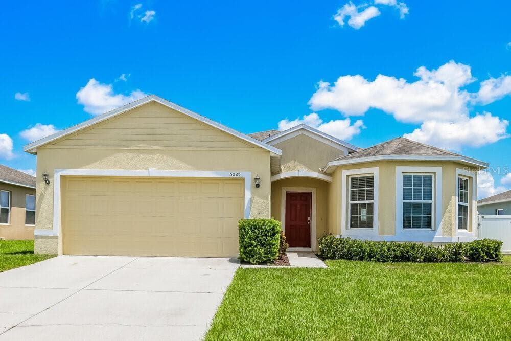 5025 BRENTON MANOR AVENUE WINTER HAVEN, FL 33881