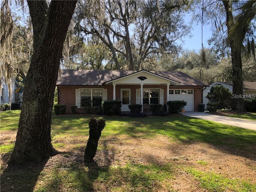 36428 IONNO CT ZEPHYRHILLS, FL 33541