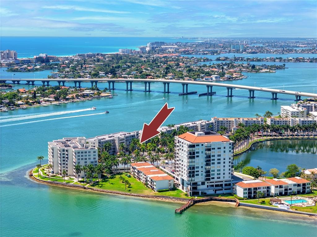 6093 BAHIA DEL MAR CIRCLE UNIT 380 ST PETERSBURG, FL 33715