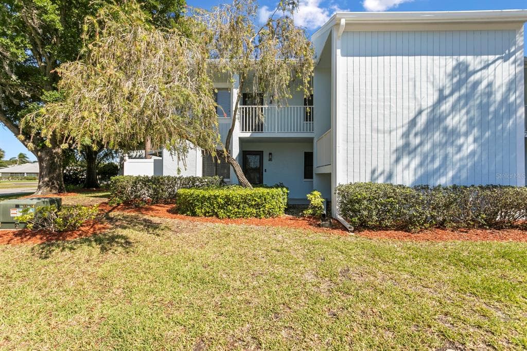 119 MARTHA LANE UNIT 119 OLDSMAR, FL 34677