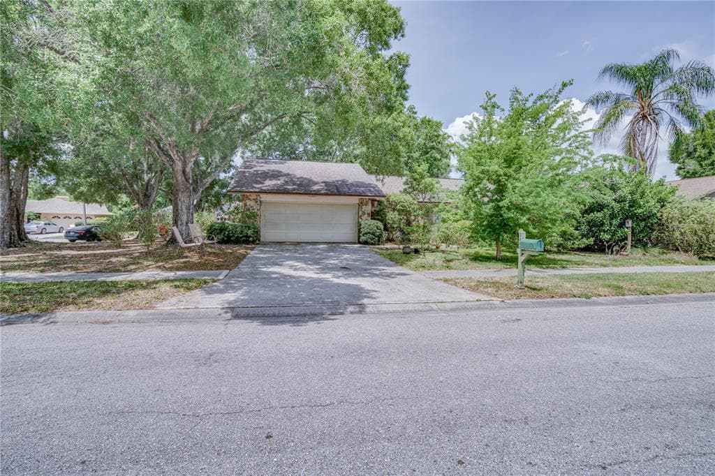3680 HOLLOW TRAIL COURT PALM HARBOR, FL 34684