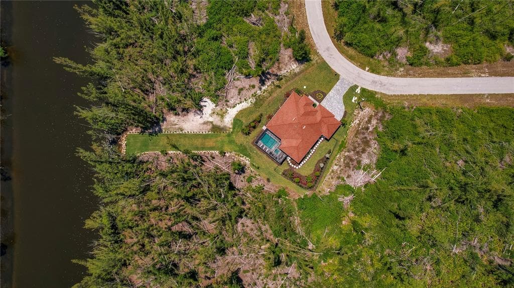 10654 KEARSARGE CIRCLE PORT CHARLOTTE, FL 33981