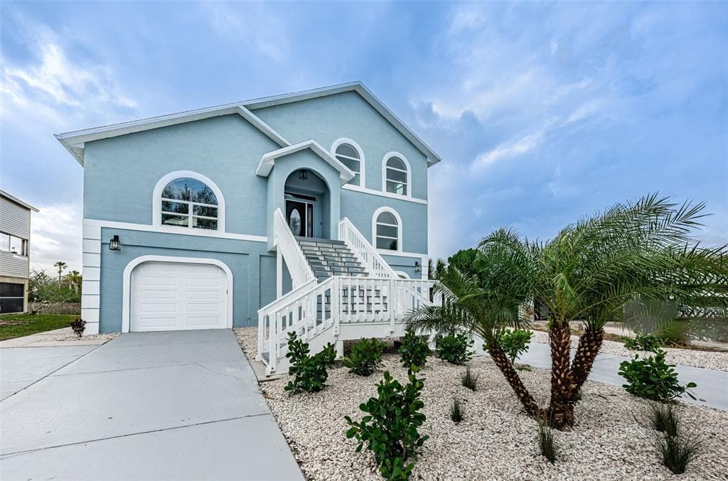 6952 SOUTHWIND DRIVE HUDSON, FL 34667