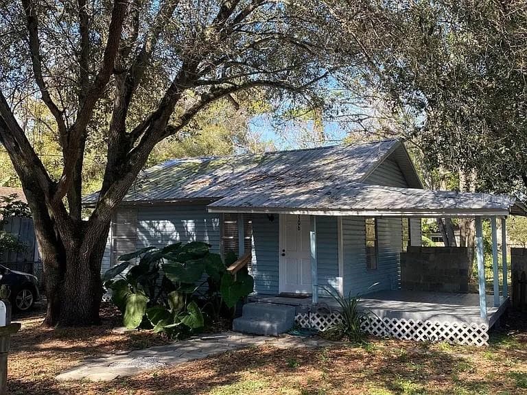 4506 E 12TH AVENUE TAMPA, FL 33605