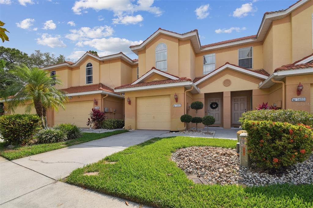 1461 RIDGE TERRACE TARPON SPRINGS, FL 34689