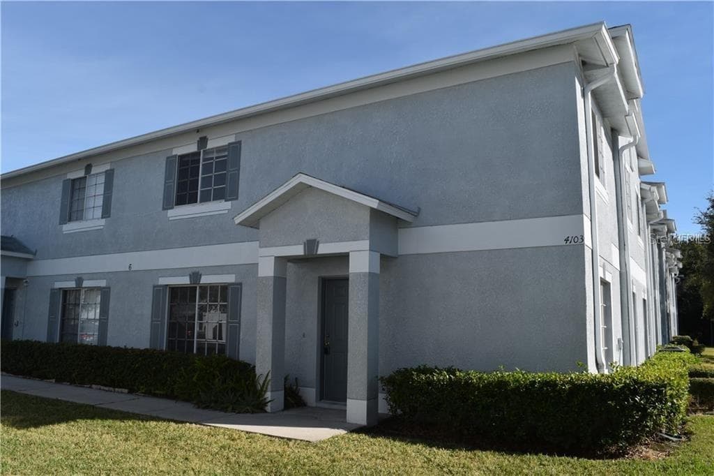 4103 GRADSTONE PLACE TAMPA, FL 33617