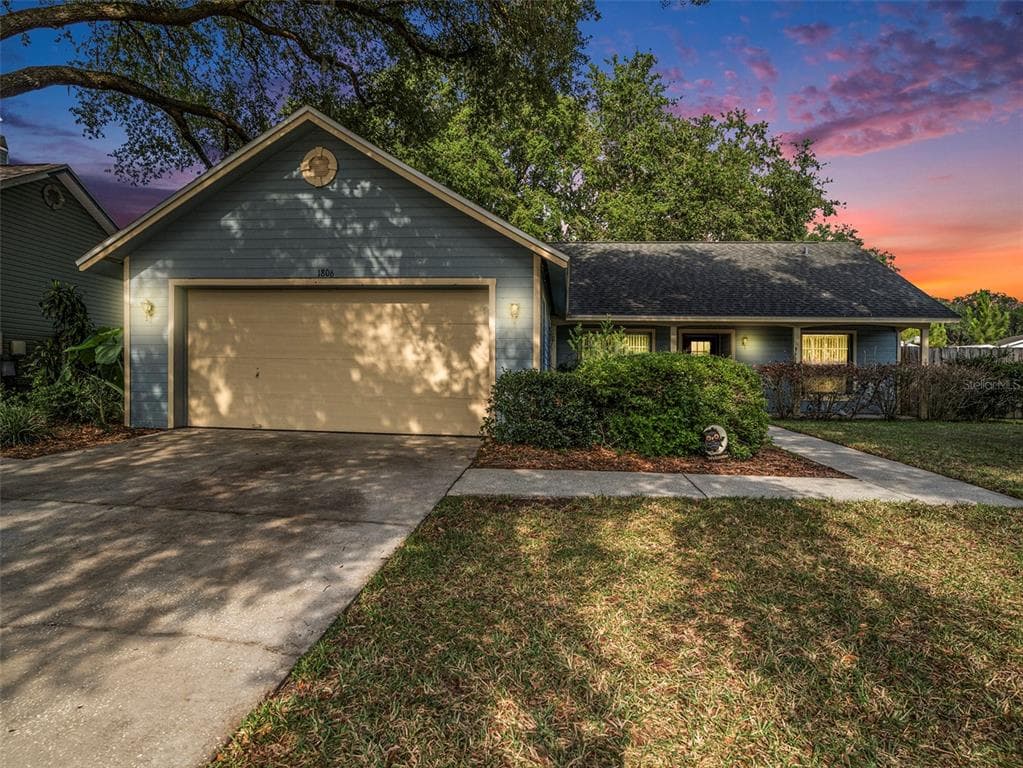 1806 CRAVEN DRIVE SEFFNER, FL 33584