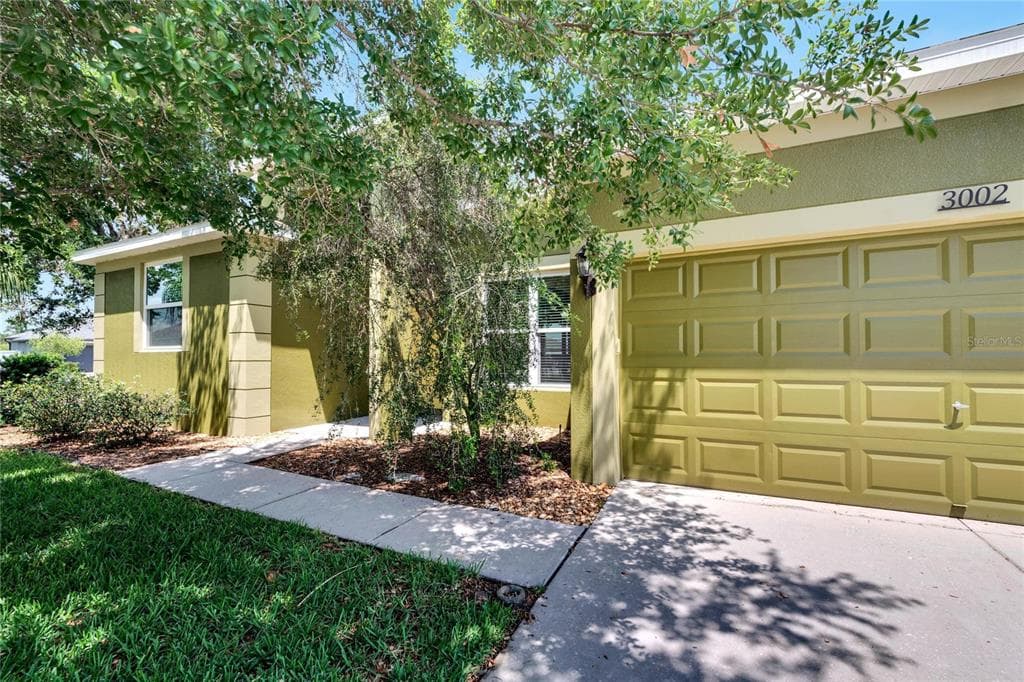 3002 VIA PARMA ST PLANT CITY, FL 33566