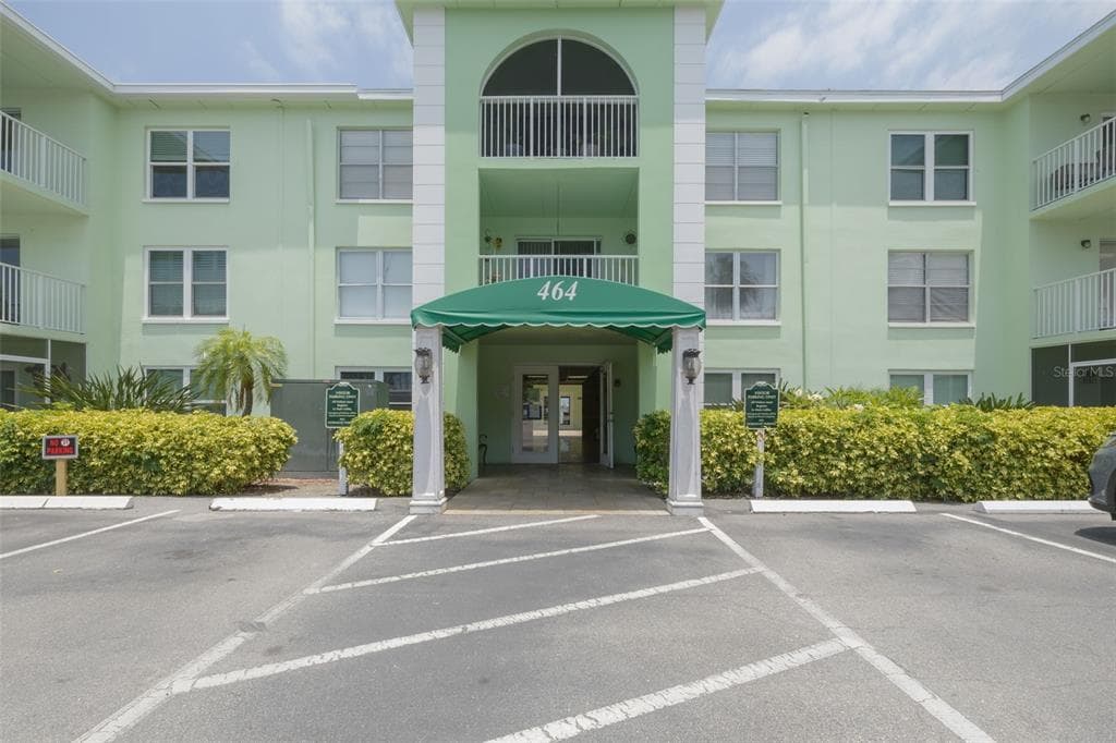 464 N PAULA DRIVE UNIT 222 DUNEDIN, FL 34698