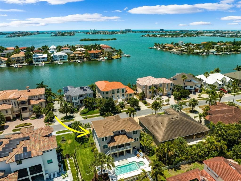 6209 PASADENA POINT BOULEVARD GULFPORT, FL 33707