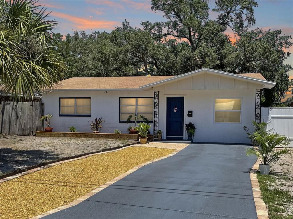 5234 6TH STREET S ST PETERSBURG, FL 33705