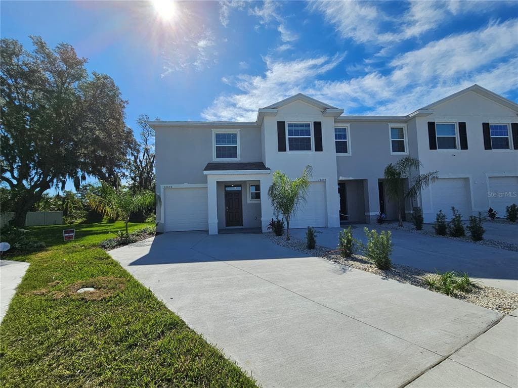 16656 MAUDE DRIVE WIMAUMA, FL 33598