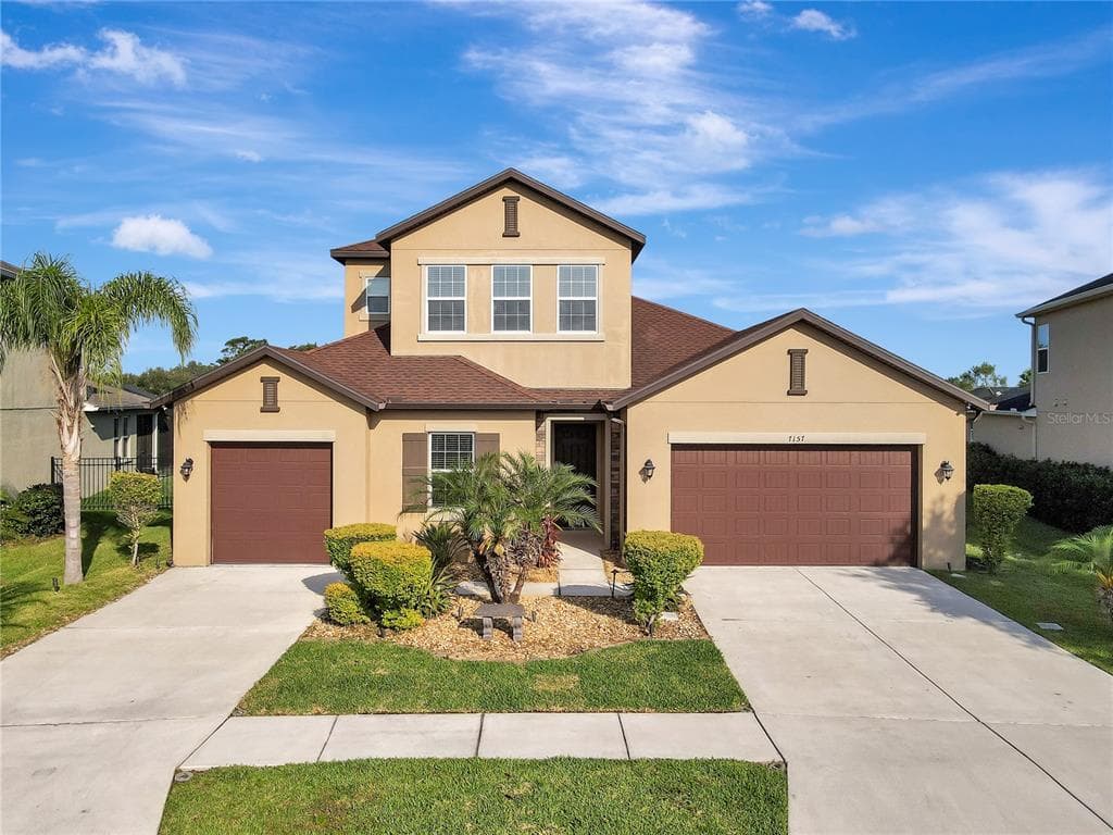 7157 BAY LAUREL COURT WESLEY CHAPEL, FL 33545