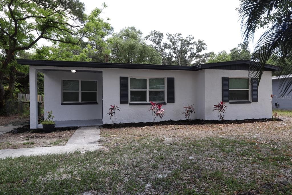 1917 E CRENSHAW STREET TAMPA, FL 33610