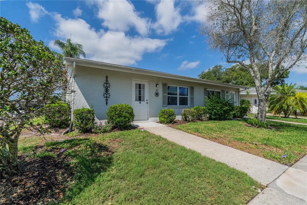 301 ANDOVER UNIT 180 SUN CITY CENTER, FL 33573