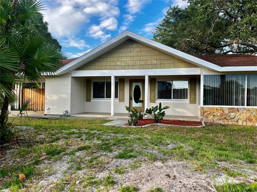 2494 DEL RIO WAY DUNEDIN, FL 34698