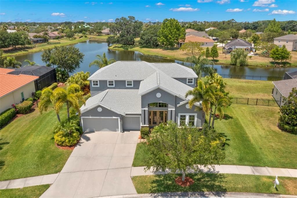 212 ROYAL BONNET DRIVE APOLLO BEACH, FL 33572