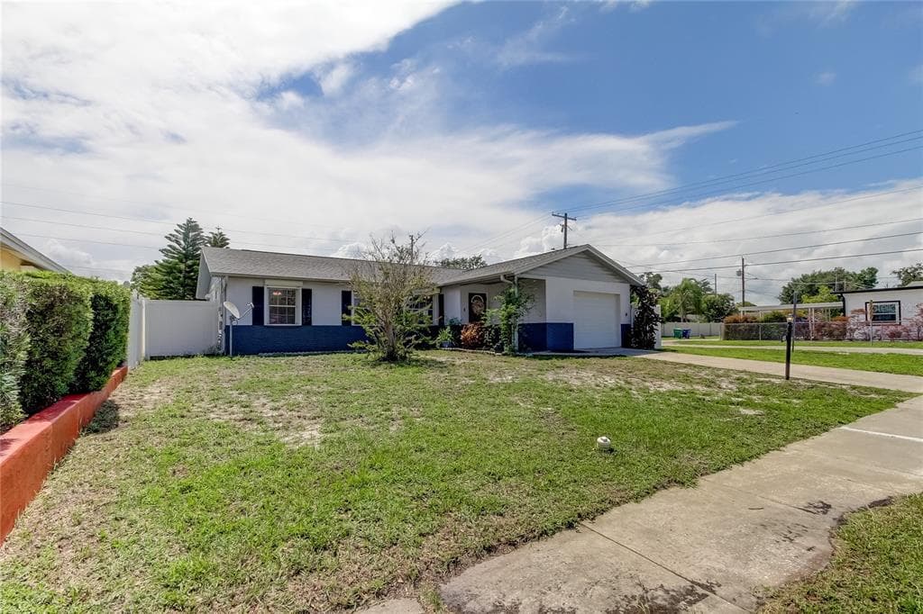 4401 S LANIER DRIVE TAMPA, FL 33616