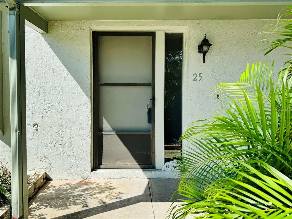1960 UNION STREET UNIT 25 CLEARWATER, FL 33763