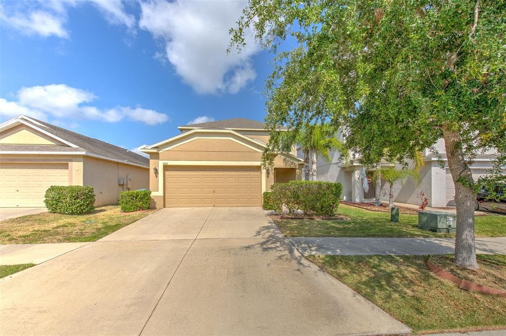 1402 TRAILWATER STREET RUSKIN, FL 33570