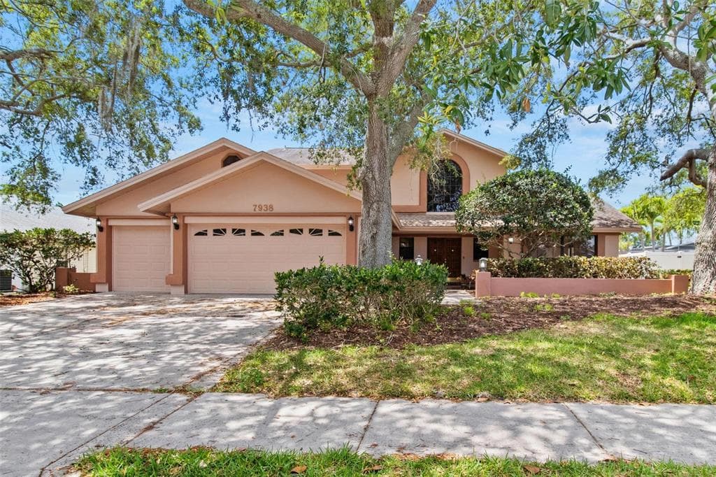 7938 HARWOOD ROAD SEMINOLE, FL 33777