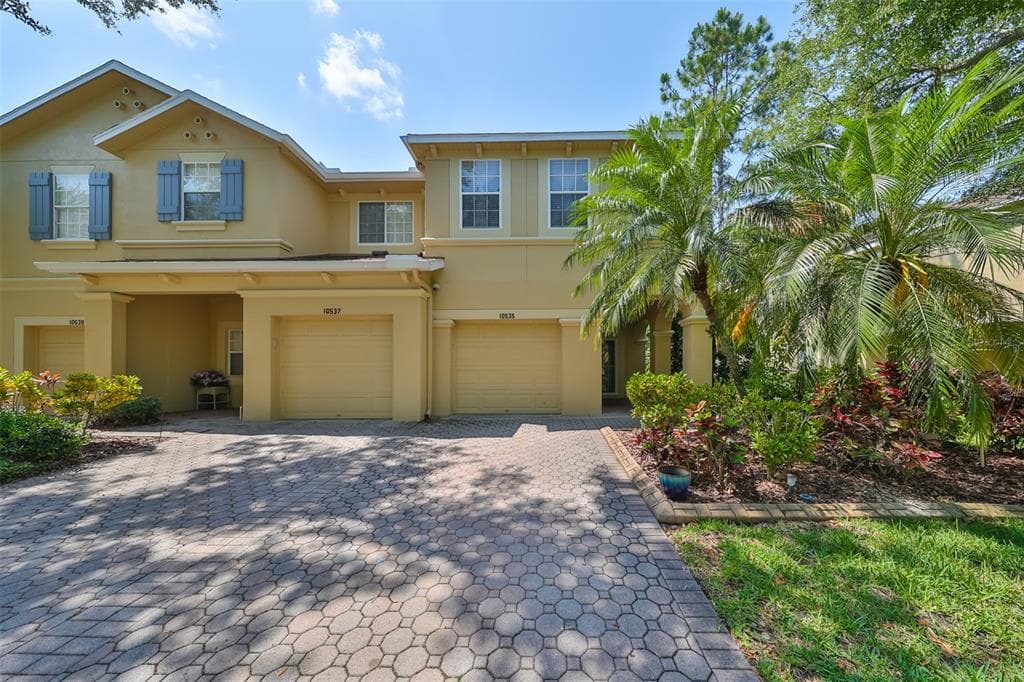 10535 SHADY FALLS COURT RIVERVIEW, FL 33578