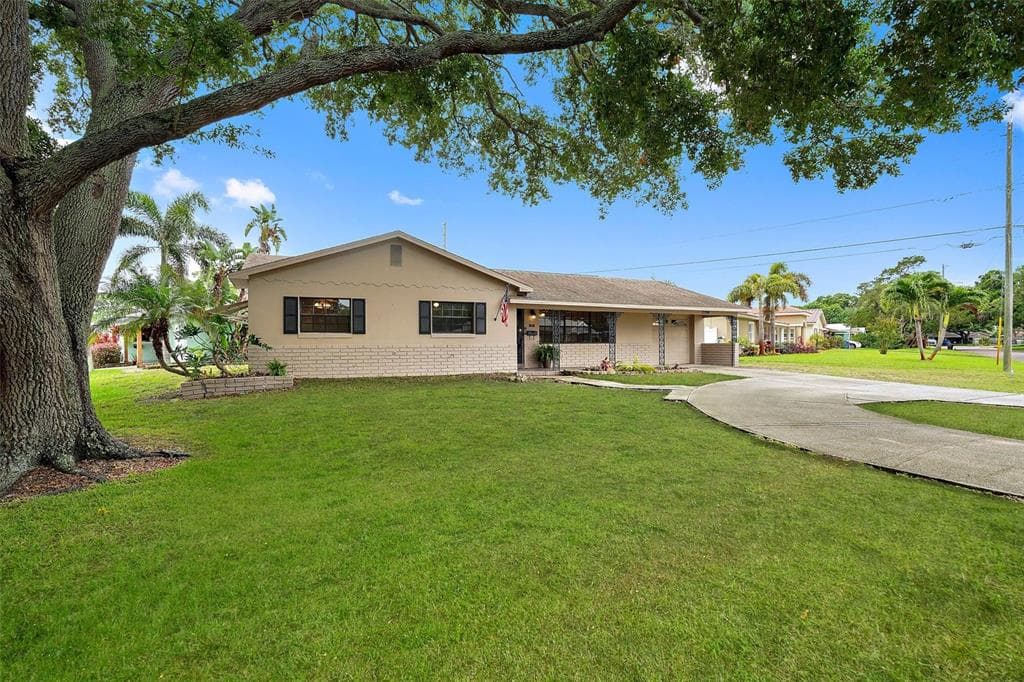 2398 64TH STREET N ST PETERSBURG, FL 33710