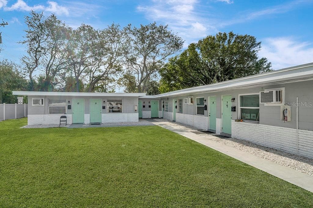 6701 S WEST SHORE BOULEVARD UNIT 10 TAMPA, FL 33616