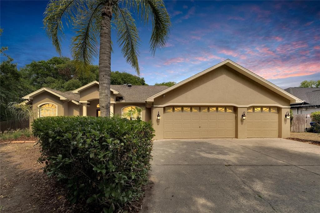 1106 WAYBROOK COURT