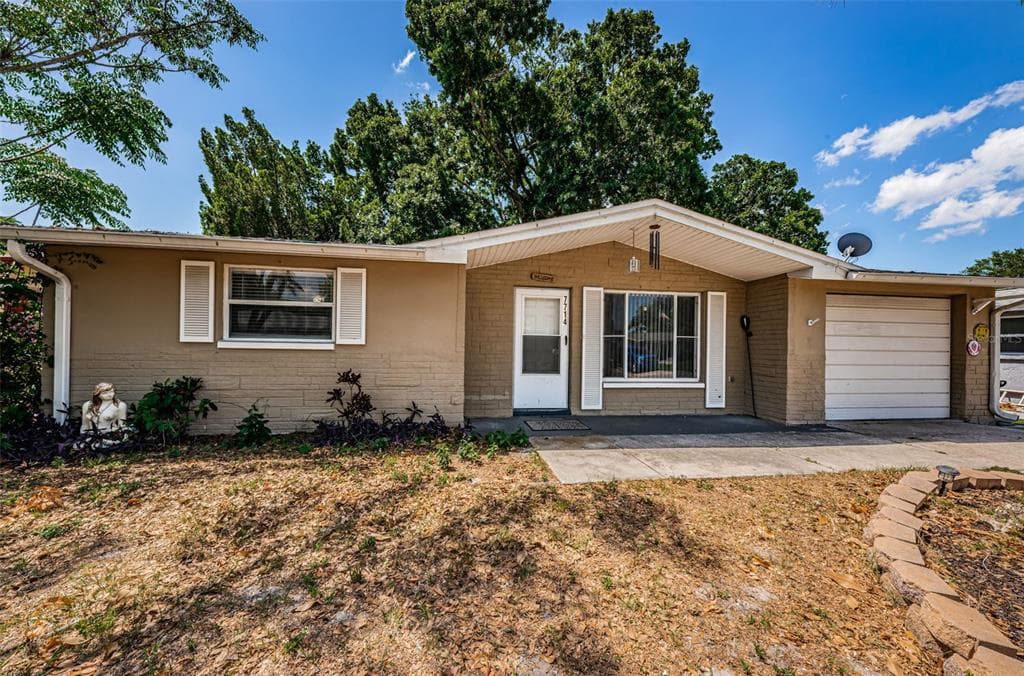 7714 TYSON DRIVE PORT RICHEY, FL 34668