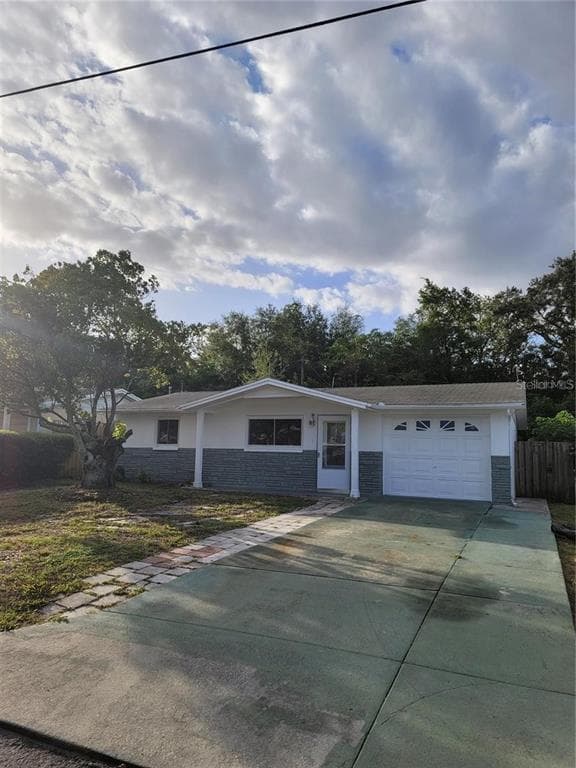 7104 GULF BREEZE CIRCLE HUDSON, FL 34667