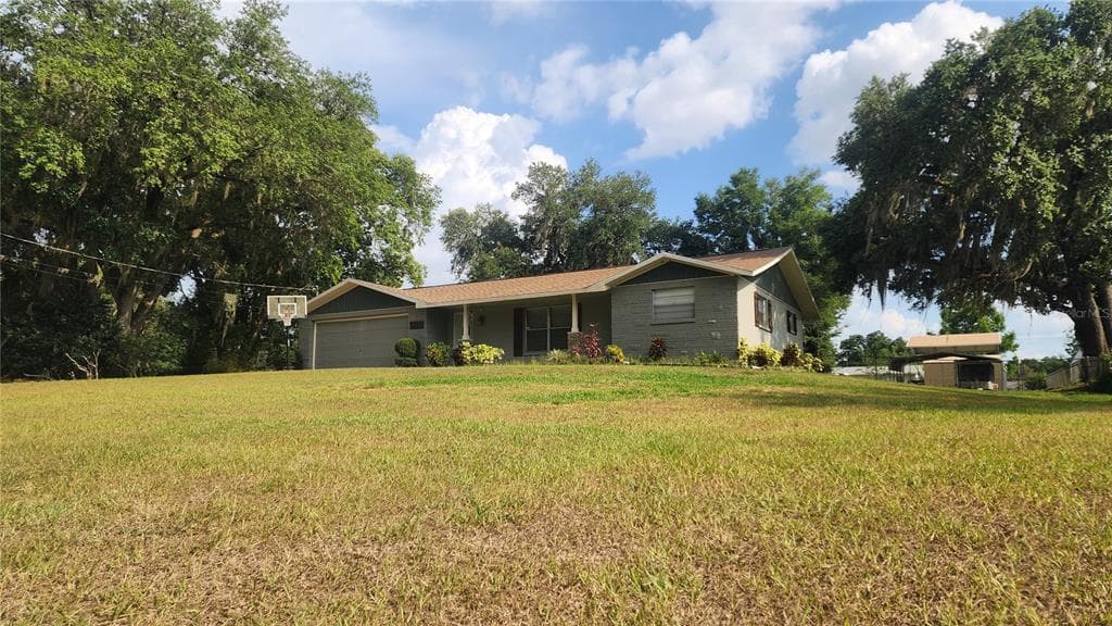 37420 HICKORY HILL LANE DADE CITY, FL 33525