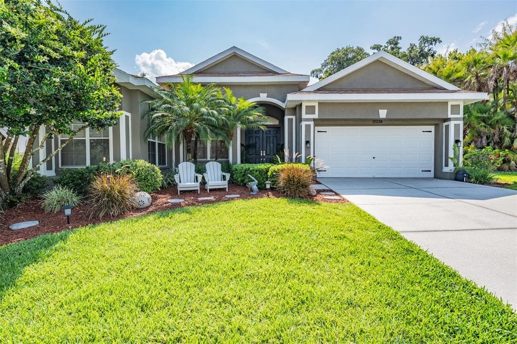 12228 WOODLANDS CIRCLE DADE CITY, FL 33525
