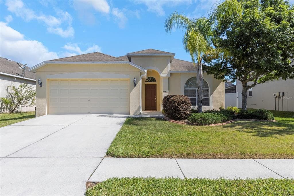 30633 TOTTERIDGE PLACE WESLEY CHAPEL, FL 33545